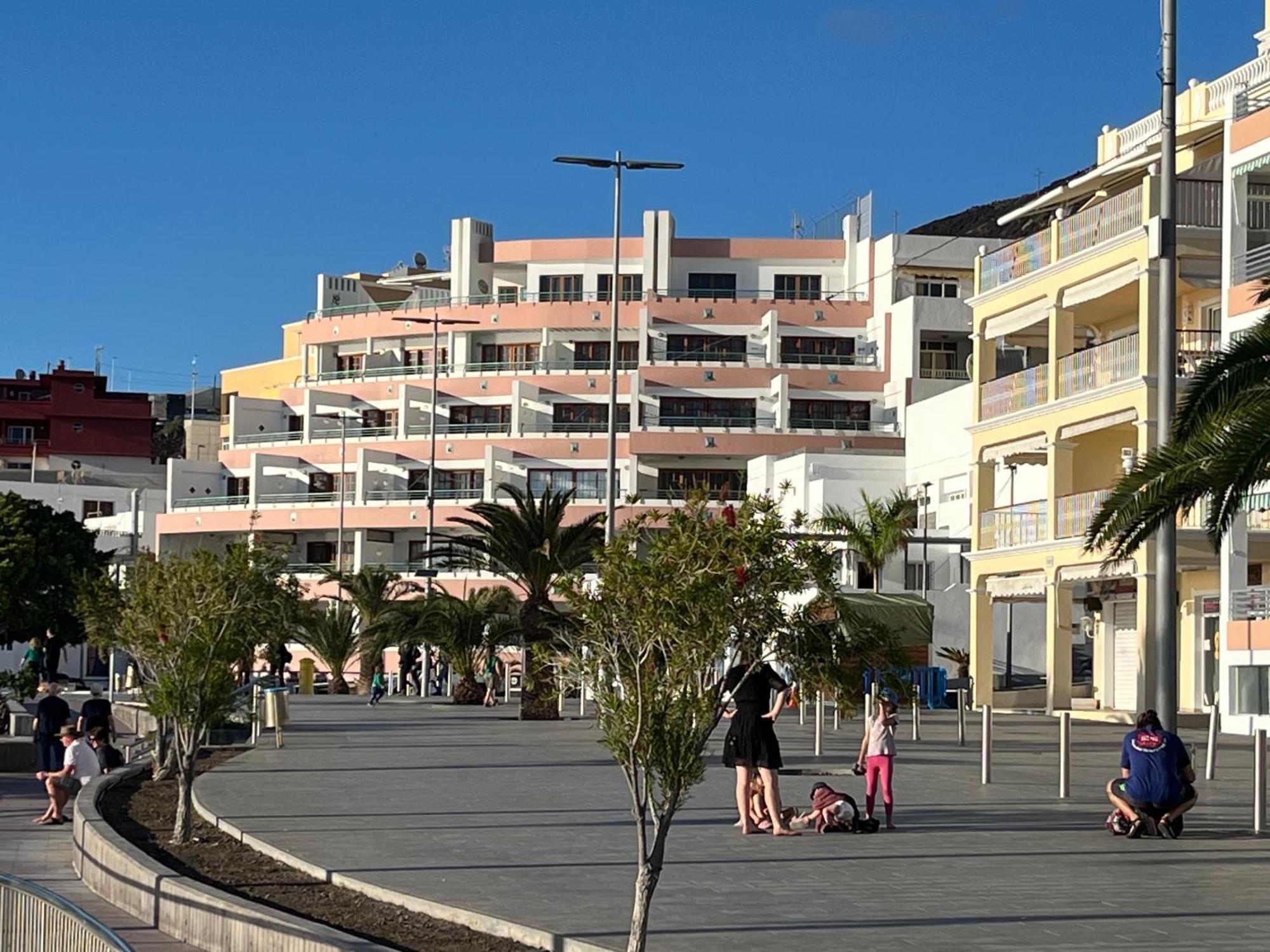 Donde Zenojal Puerto Naos Aparthotel Puerto De Naos Bagian luar foto